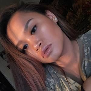 Meet your Posher, Marianne